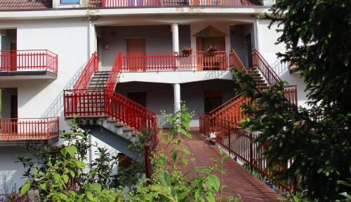 Studio with Balcony