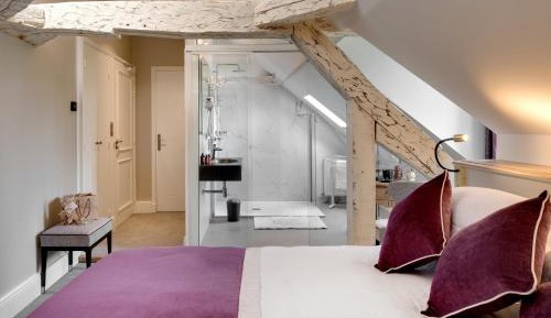 Deluxe Double Room - Manor (2nd French Floor)