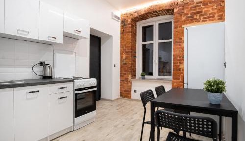Economy Double Room with Shared Bathroom