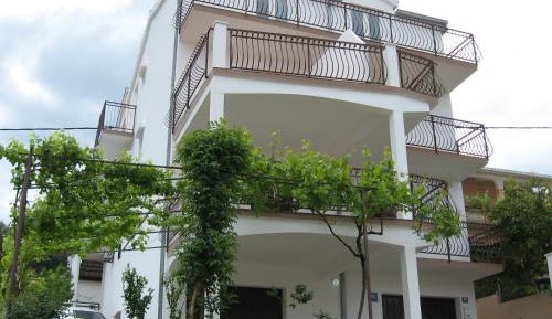 Three-Bedroom Apartment with Sea View