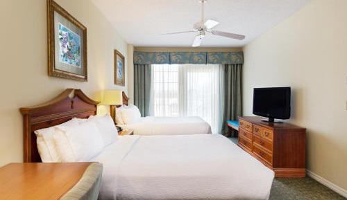 Double Room with Two Double Beds - Hearing Mobility Access with Tub - Non-Smoking