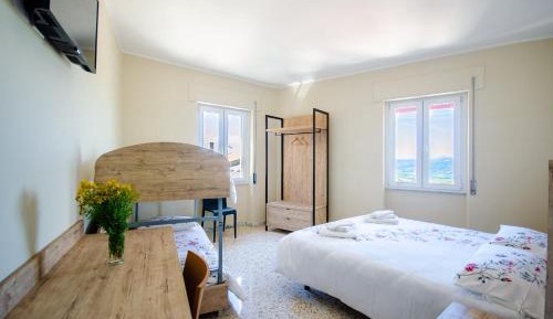 Quadruple Room with Private Bathroom