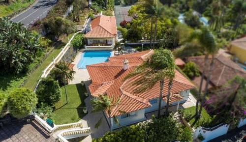 Villa with Private Pool