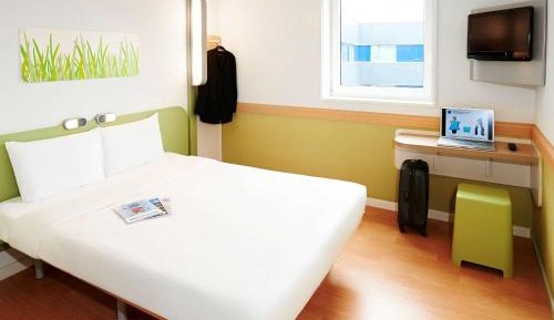 Standard Double Room with Disability Access