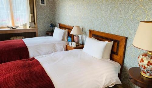 Large Twin Room