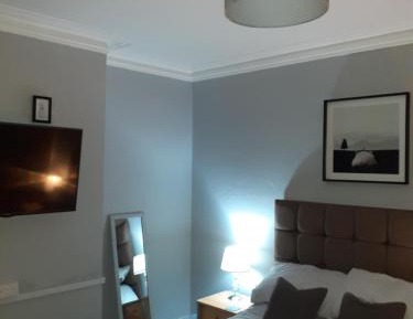 Economy Triple Room