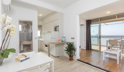 One-Bedroom Penthouse Apartment with Sea views