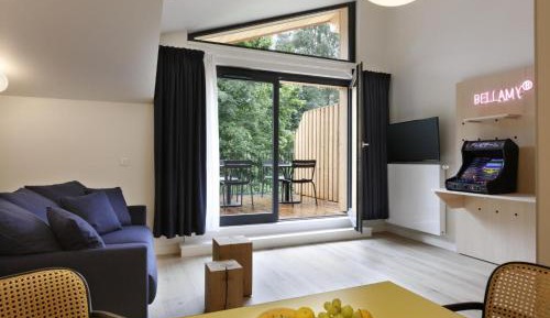 Superior One-Bedroom Apartment with Terrace