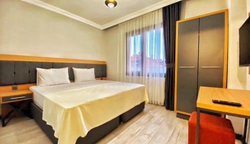 Superior Queen Room