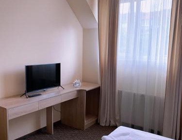 Large Double or Twin Room