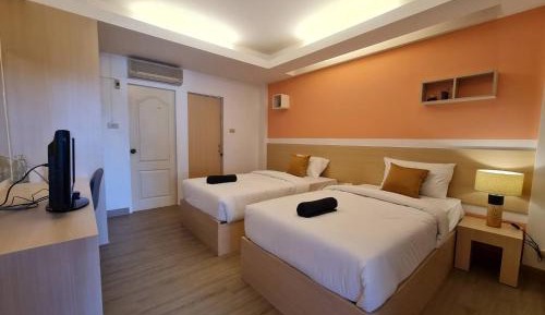 Standard Twin Room