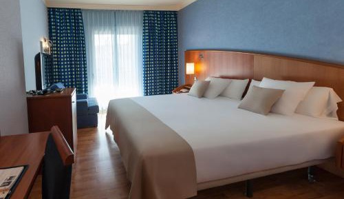 Double or Twin Room with Terrace