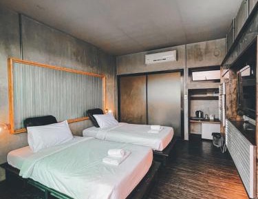 Twin Room with Balcony