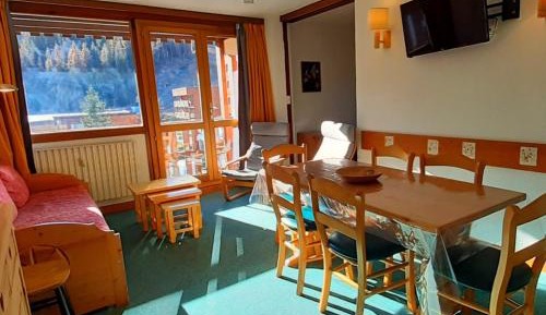 Apartment (6 Adults)