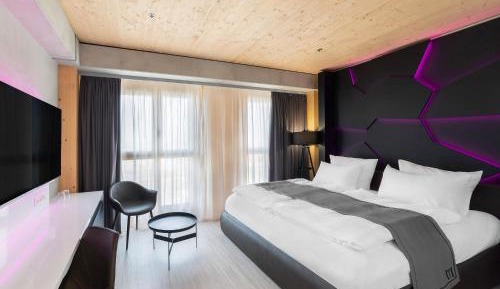 Double Room with Lake View