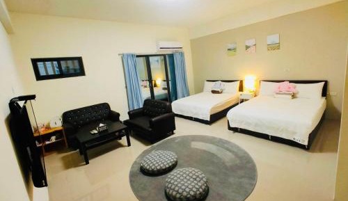 Twin Room with Private Bathroom