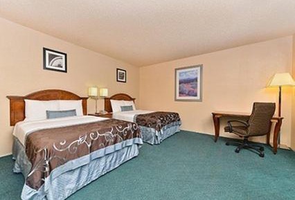 Double Room with Two Double Beds - Non-Smoking