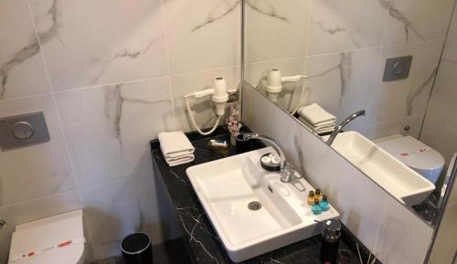 Deluxe Family Suite