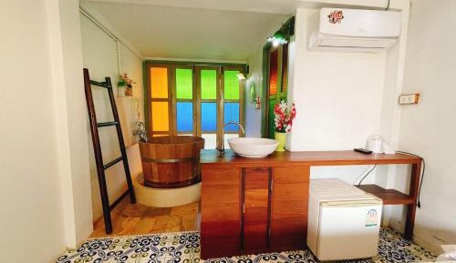 Deluxe Queen Room