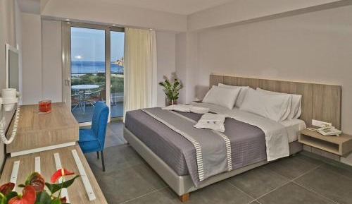 Double Room with Balcony and Sea View