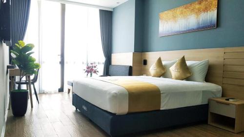 Double Room with Lake View