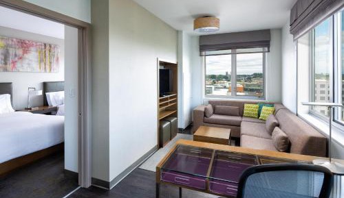 1 Bedroom Suite, 2 Queen
