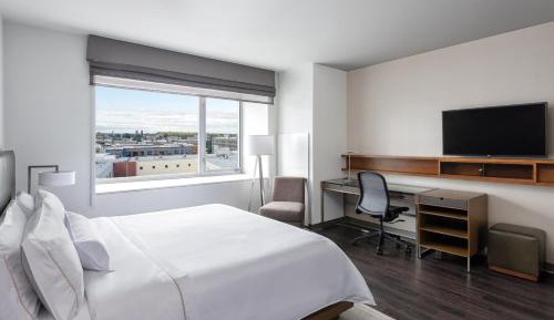 Guest Room, 1 King