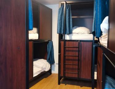 Bed in 10-Bed Mixed Dormitory Room