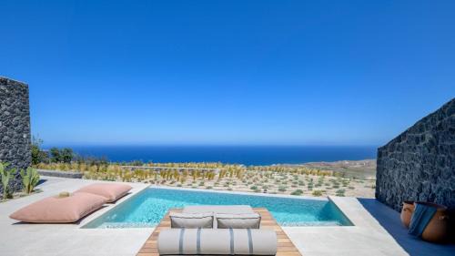 Honeymoon Suite with Private Heated Pool