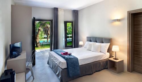 Studio with Pool View