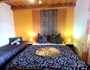 Two-Bedroom Apartment (6 Adults)