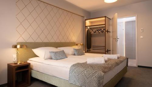 Small Double or Twin Room