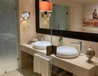 Mini Suite