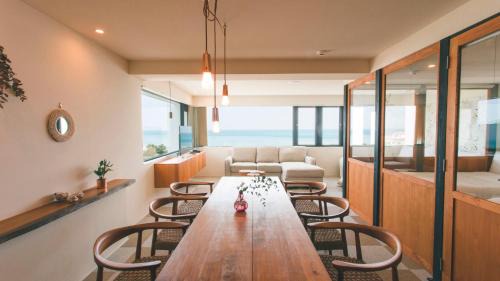 King Suite with Ocean View