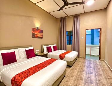 Deluxe Family Room