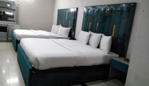 Luxury Triple Room