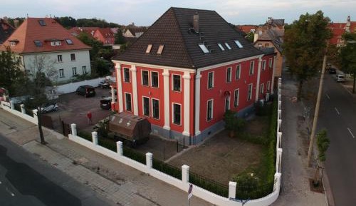 Five-Bedroom Apartment