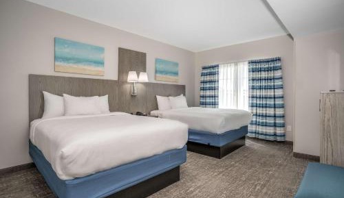 Queen Suite with Two Queen Beds