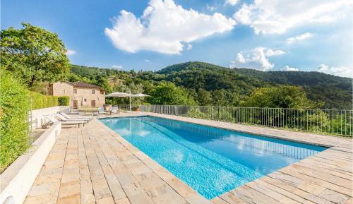 One-Bedroom Holiday Home