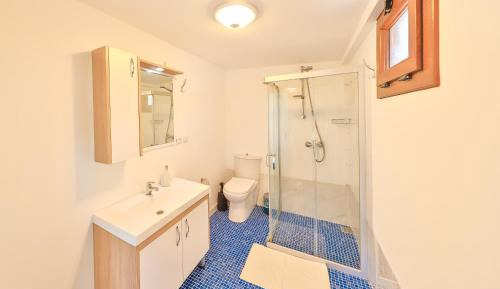 Twin Room with Sea View
