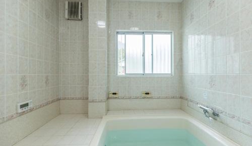 Single Room with Shared Shower and Toilet - Smoking 