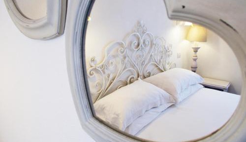 One-Bedroom Apartment (2 Adults)