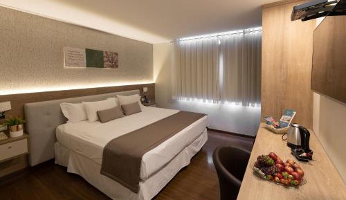 Premier Master King Suite - Non-Smoking