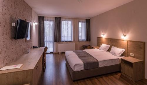 Superior Double or Twin Room with Terrace