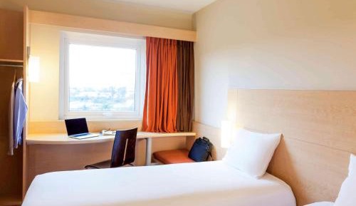 Standard Room with Two Double Beds