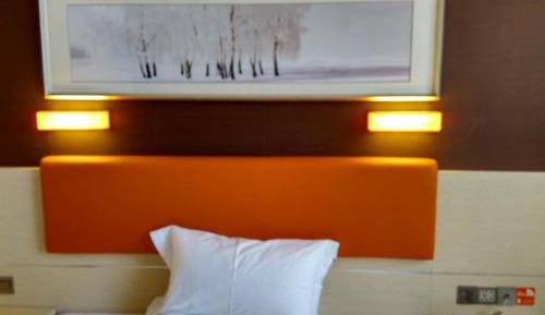 Premium Queen Room