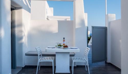 Superior Suite with Outdoor Jetted Tub - Split Level
