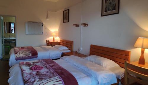 Standard Twin Room with Balcony