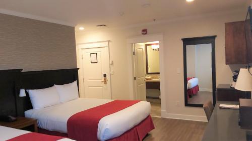 Queen Room with Two Queen Beds