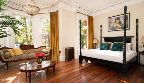 Superior King Room